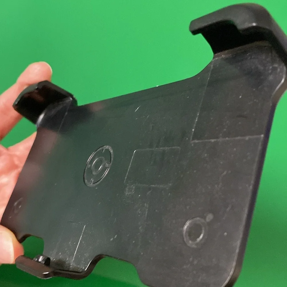 iPhone 6 black holster clip